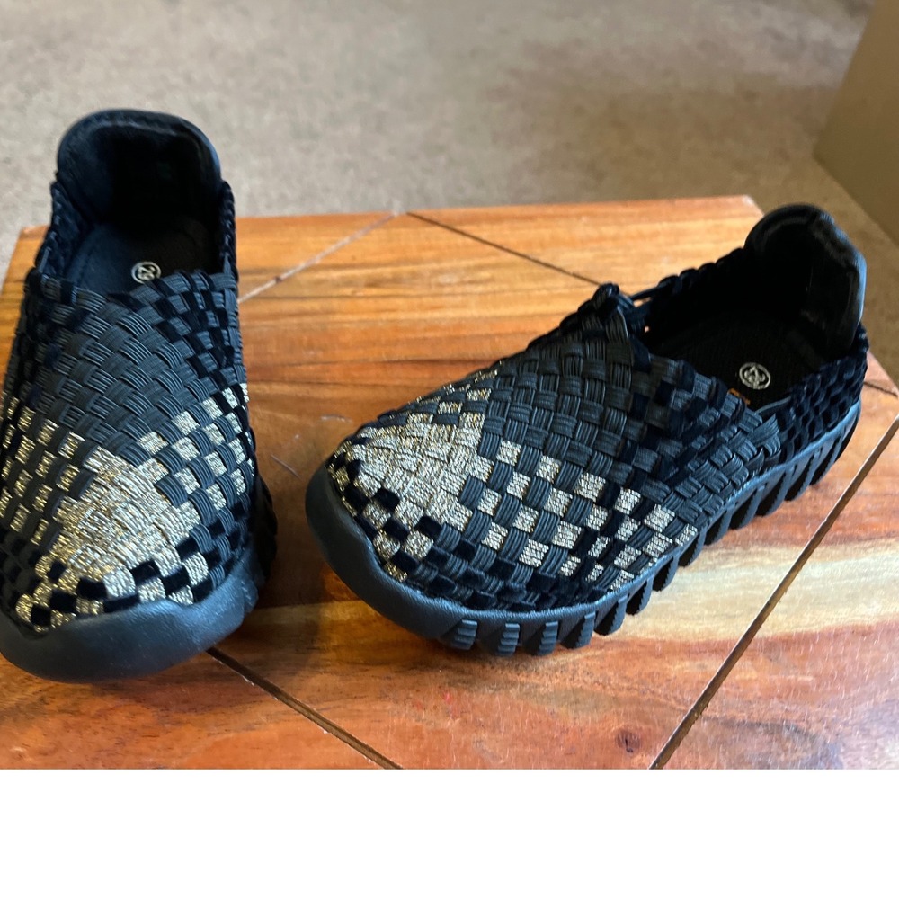 Bernie Mev Kids Black Gold Woven Elastic Slip On Shoes Size‎ 29 EU US 11.5-12 - Picture 11 of 11